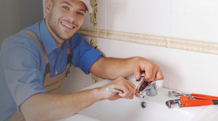 Handle or spout repair in Liberty Center, IN